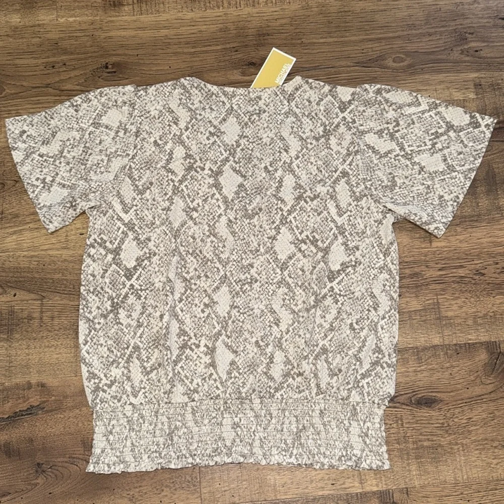 Michael Kors chic blouse